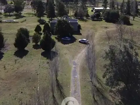 Chacra en Venta de 3 hectáreas. Casa con pileta. Country Las Vizcachas, Exaltación de la Cruz