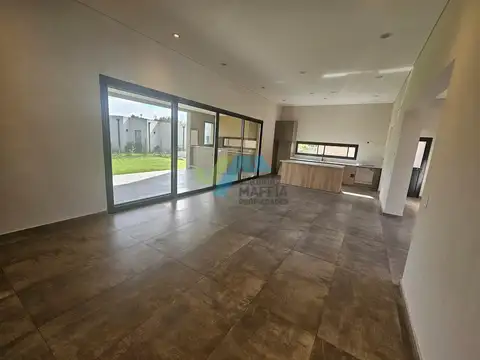 Casa en Venta en Santo Tomas, USD 240.000