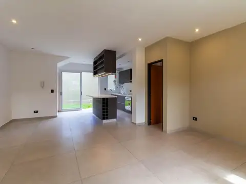 Depto Tipo Casa 3 ambientes con 1 baño