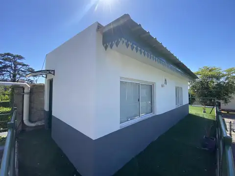 Oficina en planta alta en alquiler Bella Vista