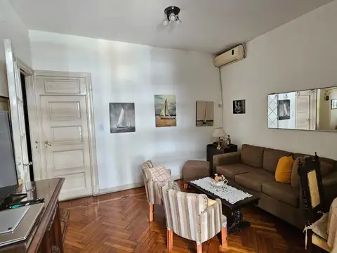 Avenida Luis María Campos 1400, Piso 1