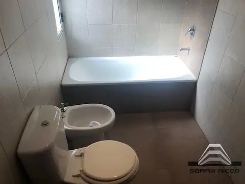Depto Tipo Casa en Venta al Este