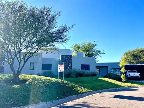 VENTA CASA 3 DORMITORIOS COUNTRY LA SERENA PILETA
