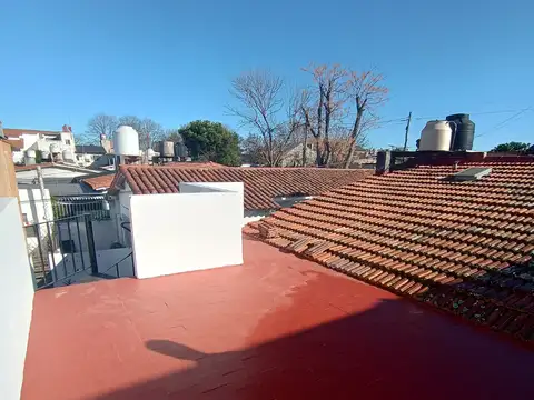 Depto Tipo Casa en Alquiler de 2 dormitorios