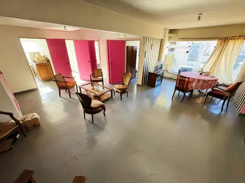 Departamento 4 ambientes con 2 baños