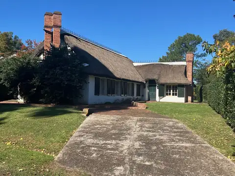Casa en Alquiler de 4 dormitorios