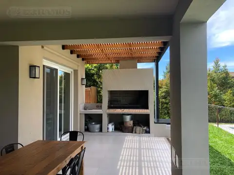 Casa en Alquiler Temporal en La Damasia, USD 6.000