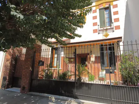 Morón 3918