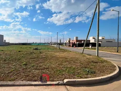 Terreno en Venta 22  mts Fondo