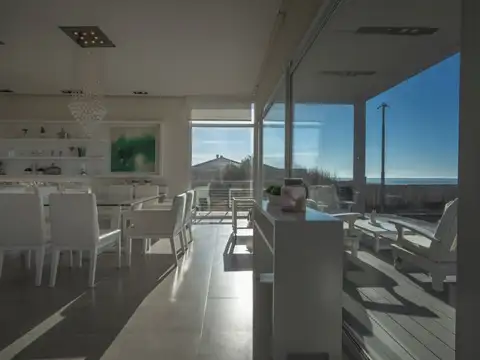 Cod 191 – Carilo Frente Al Mar – Temporada Alta Y Baja