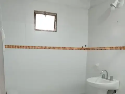 Casa en Alquiler en Villa Elisa, $ 550.000