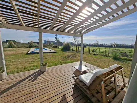 VENTA HERMOSA CASA CONTAINER DE 2AMBIE/C/PILETA 