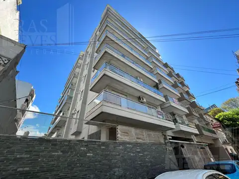 CENTRO DE OLIVOS* 2 ambientes * SUM* Pileta