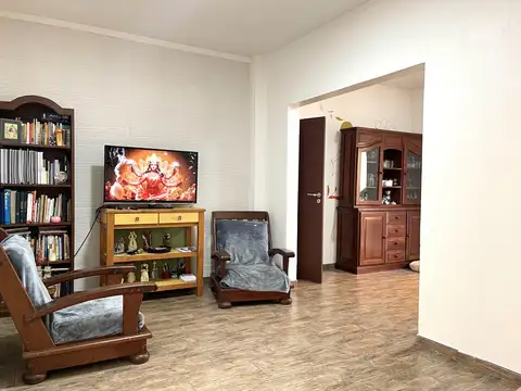 Depto Tipo Casa en Venta de 4 ambientes