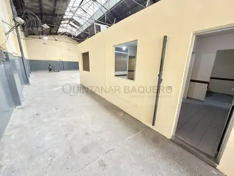 Galpon en Alquiler en Pompeya, $ 2.200.000