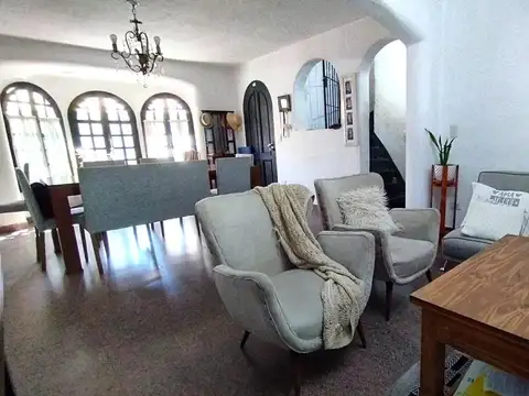 Casa en Venta en Villa Gobernador Udaondo, USD 140.000