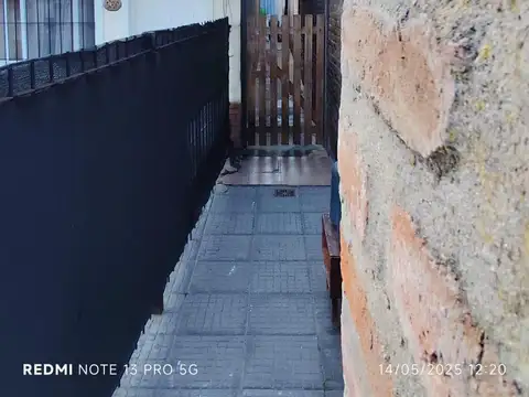 Casa 12 ambientes con 4 baños