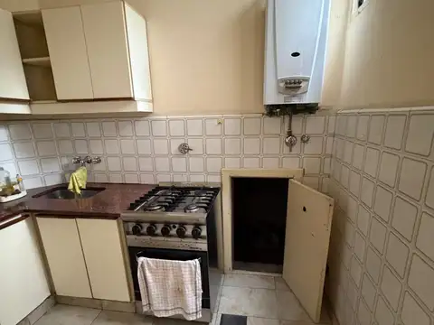 Depto Tipo Casa en Venta en Flores, USD 75.000