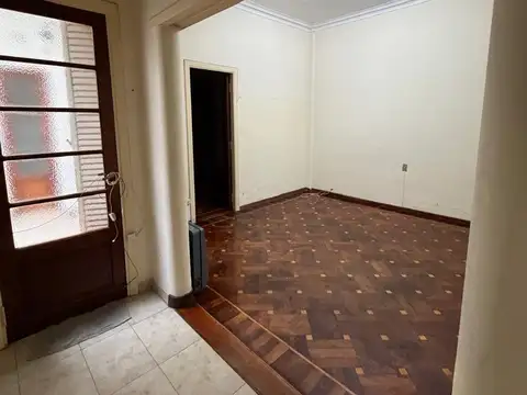 Depto Tipo Casa 2 ambientes con 1 baño