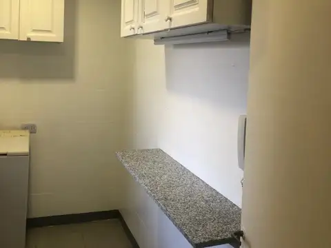 Av. Alberdi 100, Piso 3