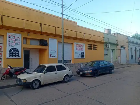 Local en Venta 35 años