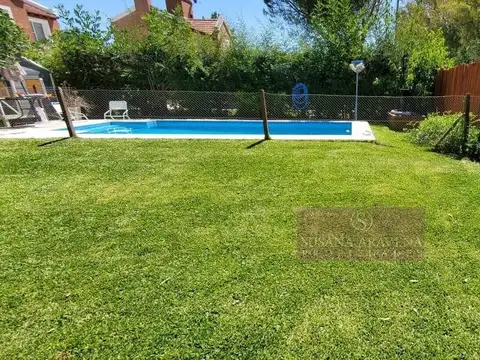 Casa en Venta con 1 cochera