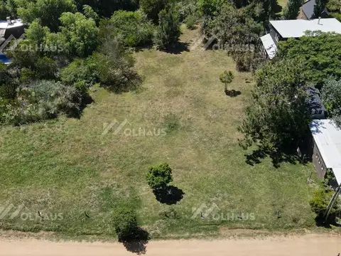 esquina Calle Carpintero y calle Hornero