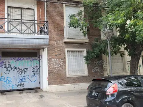 Cocheras cubiertas en centro de Haedo