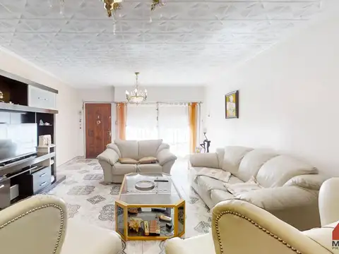 Casa en Venta en Villa Adelina, USD 215.000