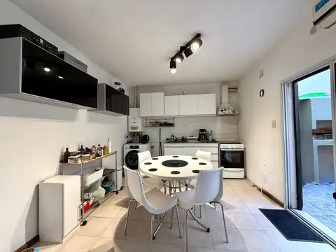 Depto Tipo Casa en Venta de 4 ambientes
