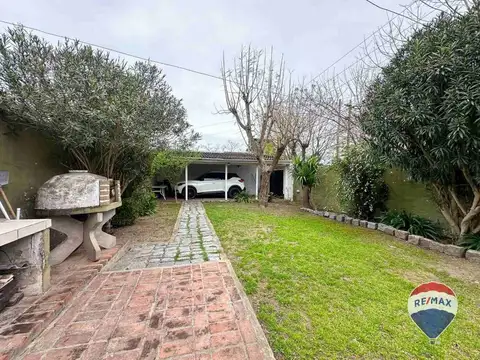 Casa 4 ambientes con 1 baño