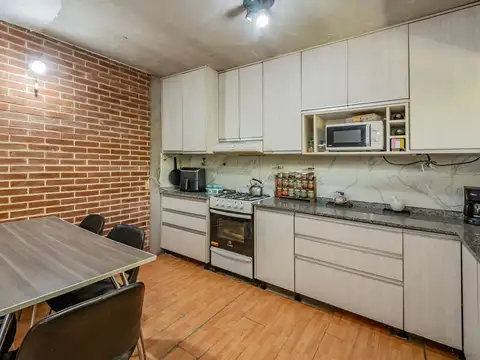 Depto Tipo Casa en Venta en Tapiales, USD 134.000