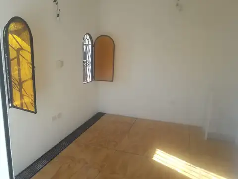 Depto Tipo Casa 2 ambientes con 1 baño