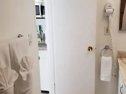 CONDO-HOTEL CON VISTA AL MAR, para 4 personas