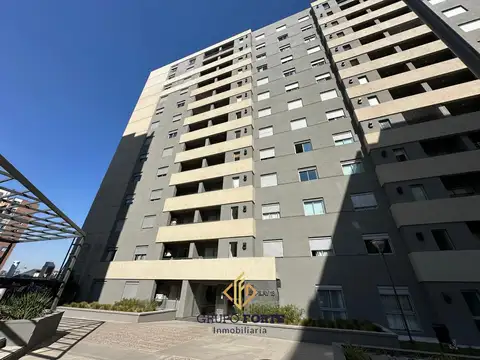 Blvd. Pte. Gral. Juan Domingo Perón 1100, Piso 5°