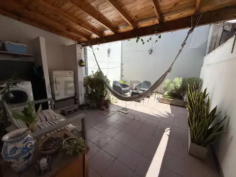 VENTA TRIPLEX 4 AMBIENTES VILLA REAL