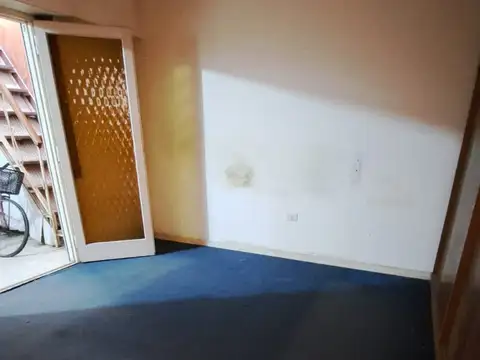 Depto Tipo Casa 2 ambientes con 1 baño