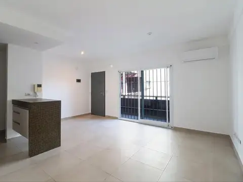Departamento en Alquiler con 9 cocheras