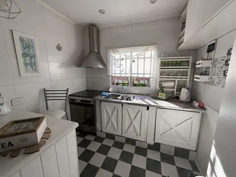 CASA  4  AMBIENTES PH