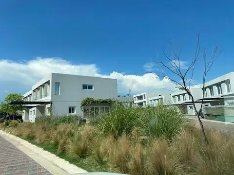 Casa en Venta en Pilara, USD 320.000