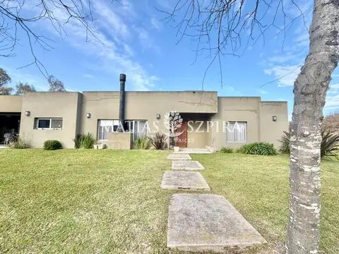 Barrio Privado La Cesarina 1130