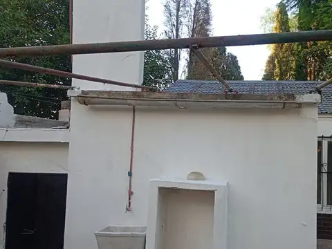 Casa 3 ambientes con 1 baño