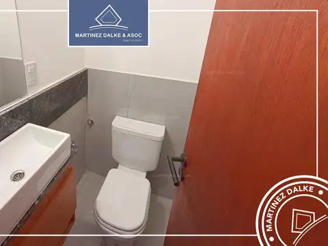 Casa 3 ambientes con 2 baños