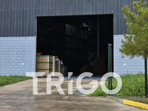 Galpon en Venta 65  mts Frente