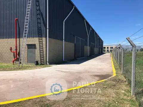 Galpon en Venta 96  mts Fondo