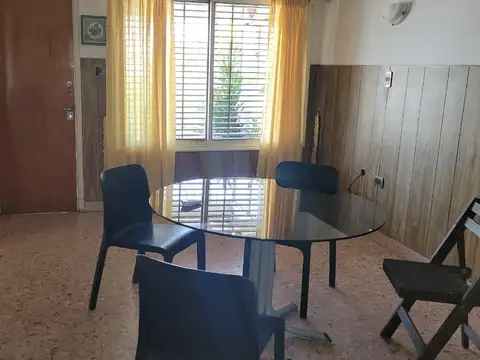 Depto Tipo Casa en Venta en Tolosa, USD 95.000