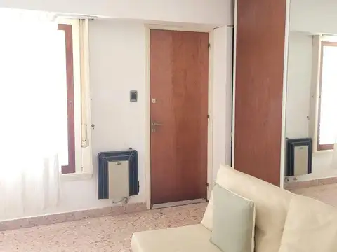 Depto Tipo Casa en Venta de 5 ambientes