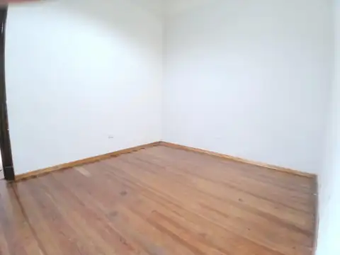 Depto Tipo Casa en Venta al Este