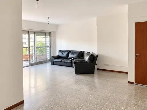 Departamento en Alquiler de 4 ambientes