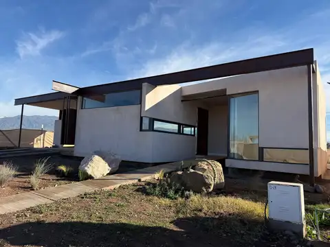 CASA EN VENTA BARRIO TERRAZAS PARK VISTALBA